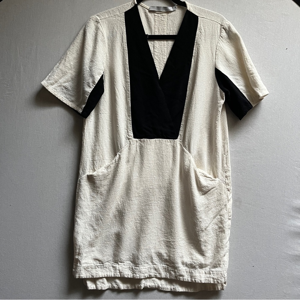 Sacada Black & Cream V-Neck Shift Dress Sz 42 EU/ Sz M US